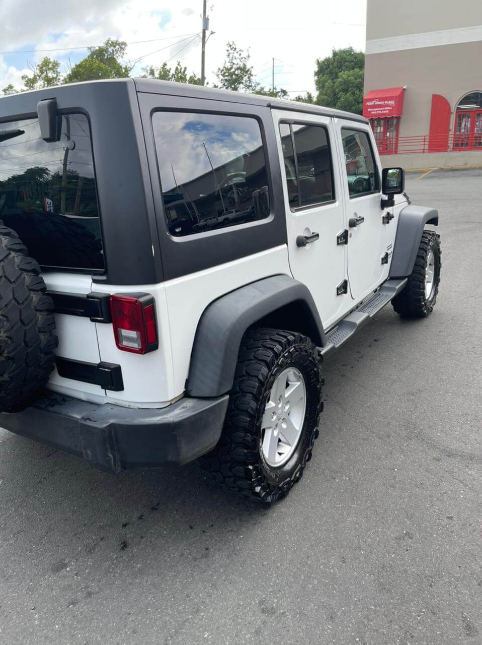 Save $ with a private Jeep rental. Call Mercedes and book yours today! 340-201-6720